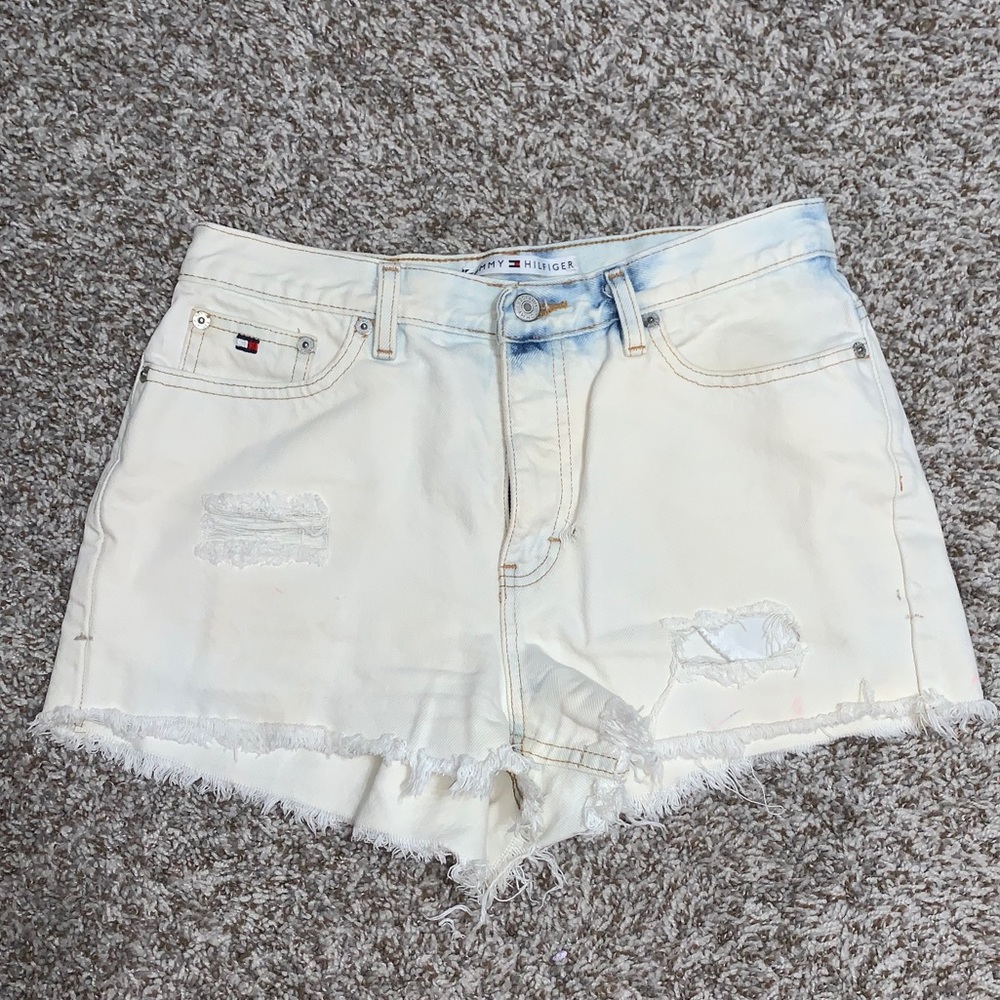 EUC Tommy Hilfiger light wash distressed Jean short